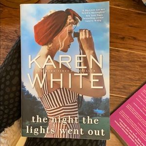 Book “The night the lights went out”